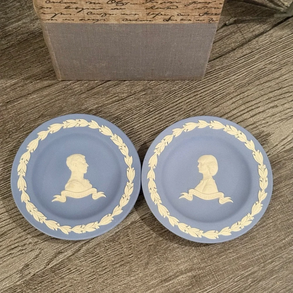 Vintage 1981 Wedgwood Jasperware Royal Wedding Plate Set Made in England